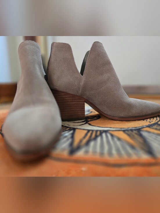 Vince Camuto Shoes - Vince Camuto Women's Ankle Booties Taupe Size 9.5 Block Heel